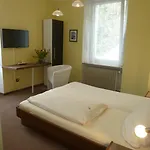 Hotel Edelstein 3*