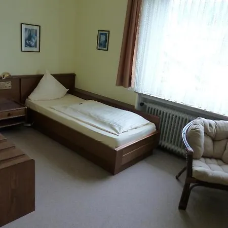 Отель Edelstein 3*